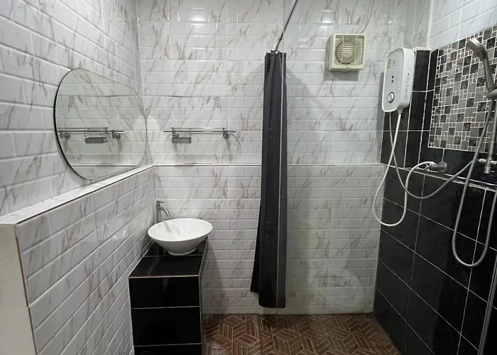 Min Land Hotel *